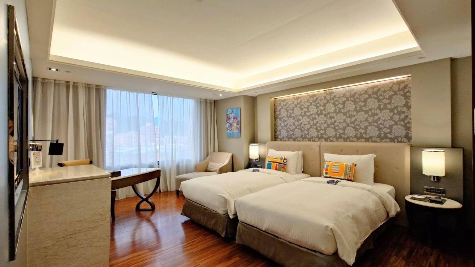 S Aura Hotel Tajpej Zewnętrze zdjęcie
