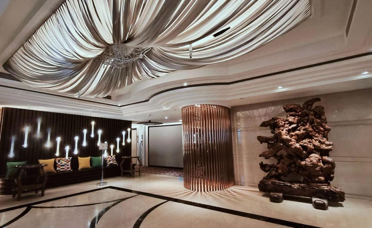 S Aura Hotel Tajpej Zewnętrze zdjęcie